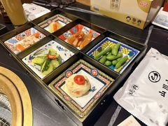 -山川小町·极番烧肉(新地假日广场店)