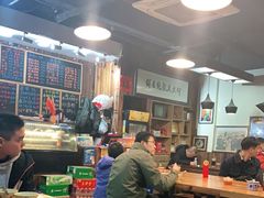大堂-何太太馄饨面铺(大浒东苑店)