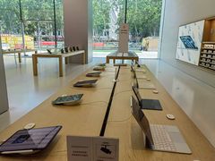 -Apple零售店(玄武湖店)