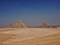 -吉萨金字塔群