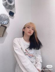 -时尚殿堂明星门店