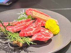 -山川小町·极番烧肉(新地假日广场店)