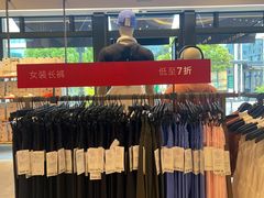 -lululemon(比斯特购物村店)