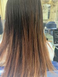 -PE SALON