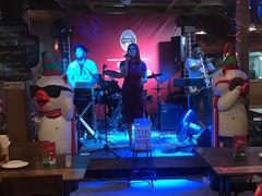 -Naughty Nuri’s Phuket