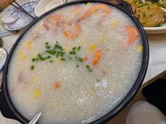 -覃记海鲜美食餐厅