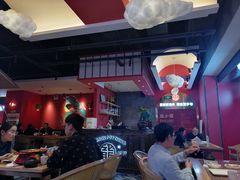 大堂-龙少爷碳火干锅(环球中心店)