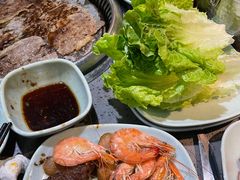 -金滏山烤肉·海鲜·火锅自助餐厅(襄阳万达店)