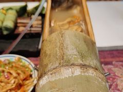 -刘姐啤酒鱼民族演艺餐厅(西街总店)