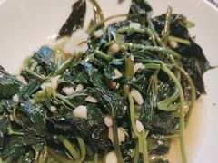 -湘西小馆(滨河路店)