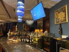 -龙虾酒吧扒房(宁波香格里拉店)
