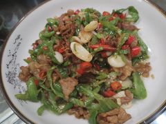 -湖南人家湘菜馆(镇江路店)