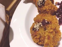 -拉亚汉堡经典餐厅(商城路店)
