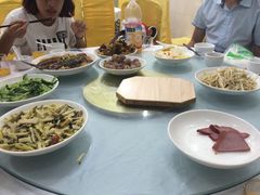 -天乐农家鱼头王(天目湖店)