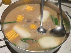 -肥仔文澳门猪骨煲(南京西路店)