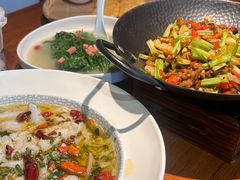 -鱼亨小鲜酸菜鱼(大信店)