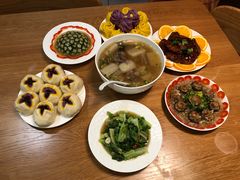 -爱的果实月嫂育婴师(世纪东方店)