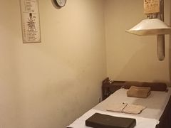 -三承堂经络·艾灸养生馆