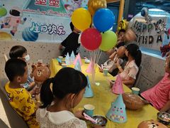 -萨卡屋亲子乐园·餐厅(龙山万物工场店)