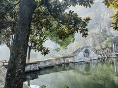 -绍兴东湖风景区