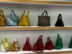 -Longchamp(佛罗伦萨小镇奥特莱斯店)