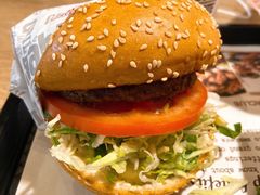 -The Habit Burger Grill 哈比特汉堡(复兴soho店)
