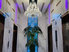 -上海虹桥西郊假日酒店