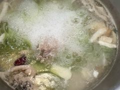 -喃喃椰·糟粕醋·椰子鸡火锅(七堡花园店)
