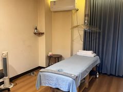 -雅享养生·中医调理·筋骨艾灸(广兰路店)