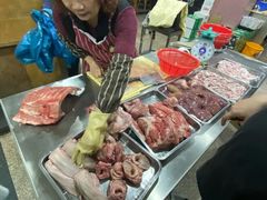 -标记美食新鲜猪杂(兴南大道店)