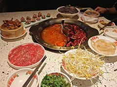 -红九格老火锅(三峡广场店)