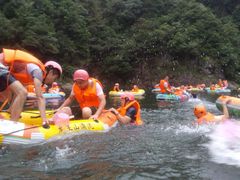 -安吉龙王山峡谷漂流