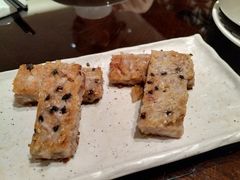 -广州中心皇冠假日酒店·百粤楼