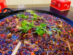 -鸿顺老铁锅美蛙鱼府(解放碑店)