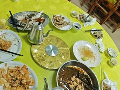 -红炎炎农家菜老字号(金水台店)