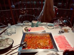 -二荆条·蜀鲜汇城市森林火锅