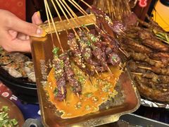 -何师烧烤Pro ·江湖川菜·小龙虾·精酿(太古里旗舰店)