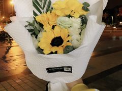 -北边的花店(泛悦城市广场店)