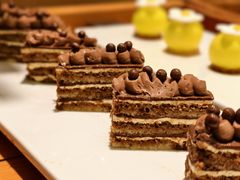 -圣丰索菲特·2 On 988 Café 自助餐厅
