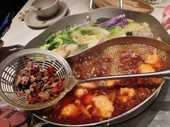 -左庭右院鲜牛肉火锅(金山万达店)