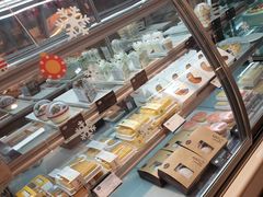 -皇冠幸福里动物奶油生日蛋糕(光谷软件园店)