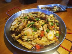 -休记光头香辣蟹干锅(绵竹店)