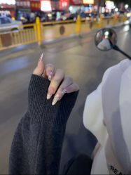 -赢韵美甲美睫瑞士净斑中心