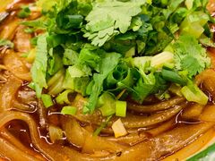 -拈签一笑黄牛肉辣卤串串