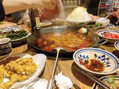 -旧街市鲜货老火锅(大光路店)