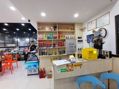 -老何家后安粉·糟粕醋海鲜火锅(三亚湾椰梦长廊店)