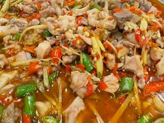 -兔行天下-鸿鹤鲜锅兔(中海国际店)