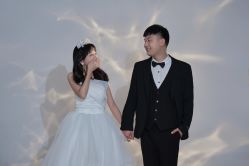 -光明婚纱摄影(建设路店)