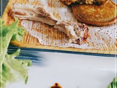 -三江源美食城