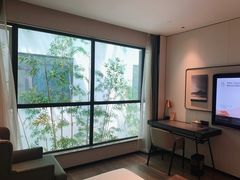 -成都锦华万达琉璃场亚朵酒店